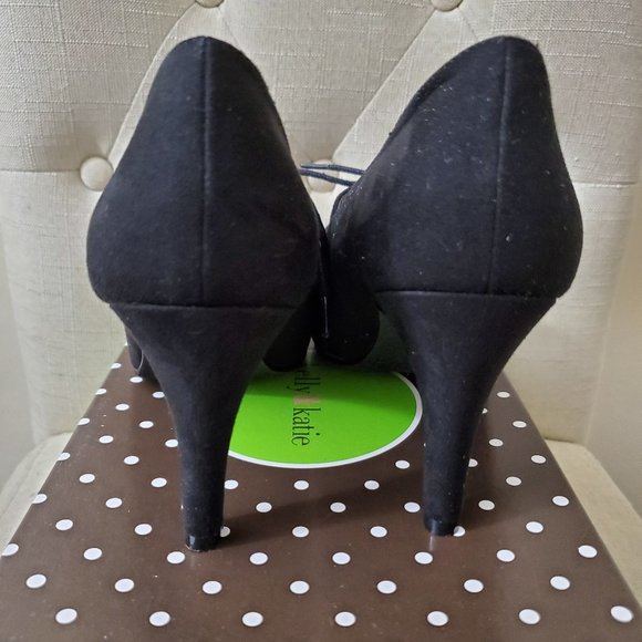 Kelly & Katie black suede lace-up heels - Picture 4 of 6